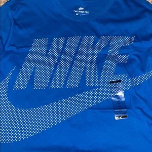NWT Nike T-Shirt